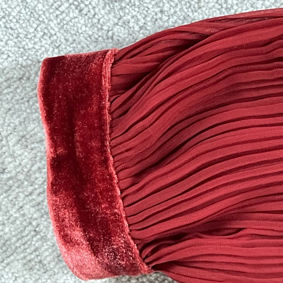 Free People Pleated Velvet Trim Buttondown - Picture 7 of 14